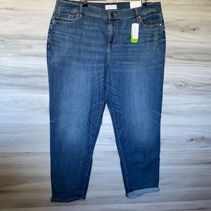 NWT-Lane Bryant Signature Boyfriend Jeans, Medium Denim, Size 18